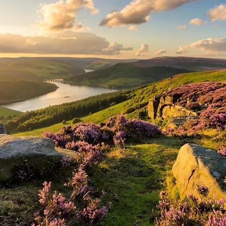 2 Bed In Over Sands 73544 *