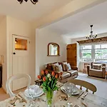펜션 2 Bed In Oc-73544 *